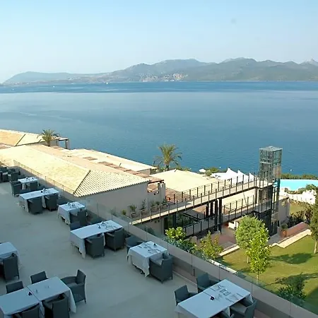 ホテル Ionian Blue 5*