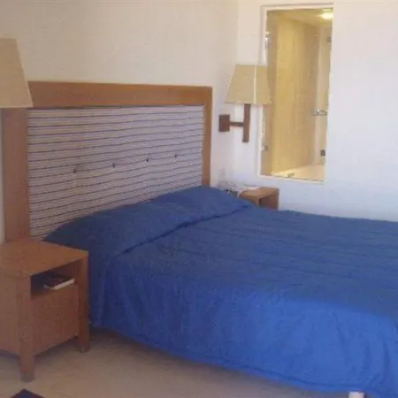 Ionian Blue ホテル