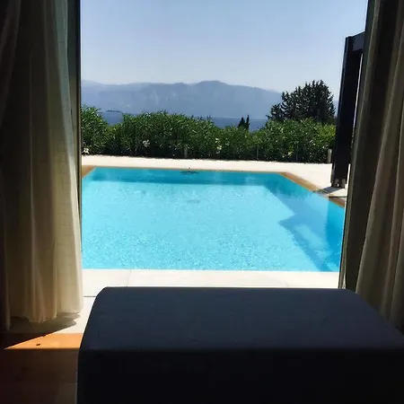 Ionian Blue And 5* ניקיאנה